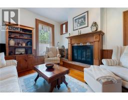 48 TEMPERANCE Street E - 12