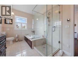 48 TEMPERANCE Street E - 24