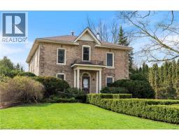 48 TEMPERANCE Street E - 3