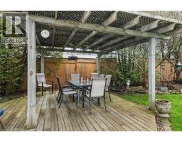 48 TEMPERANCE Street E - 34