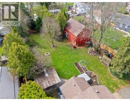 48 TEMPERANCE Street E - 36