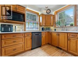 48 TEMPERANCE Street E - 6