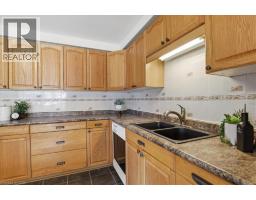 111 SELKIRK Drive - 11