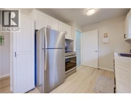 17 HIPEL Avenue - 14