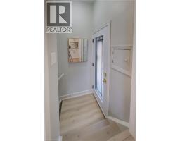 17 HIPEL Avenue - 17