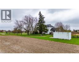 335 MCKENZIE Road - 4