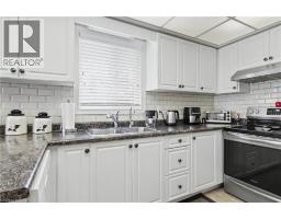 98 BEASLEY Crescent - 10