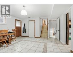 20 AMBER Street - 19