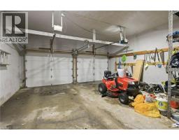 20 AMBER Street - 36