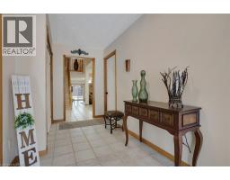 35 SOUTHVIEW Crescent - 6