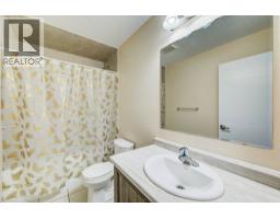 25 ISHERWOOD Avenue UnitNo. 57 - 17