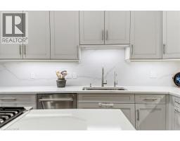 653 GLEN MORRIS Road W - 17