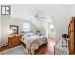 653 GLEN MORRIS Road W - 21