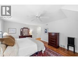 653 GLEN MORRIS Road W - 30