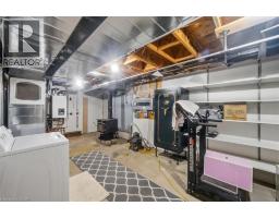 653 GLEN MORRIS Road W - 32