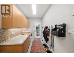 653 GLEN MORRIS Road W - 34