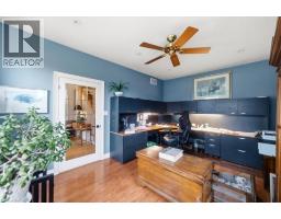 653 GLEN MORRIS Road W - 8