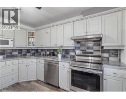 9A HAMPTON Street - 12