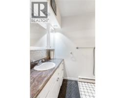 9A HAMPTON Street - 31