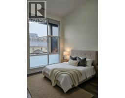 100 GARMENT Street UnitNo. 211 - 5