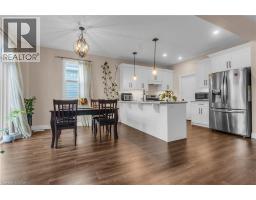 48 CASH Crescent - 4