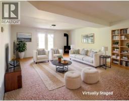 409 QUEEN Street S UnitNo. 8 - 18