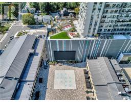 15 GLEBE Street UnitNo. 802 - 4