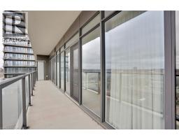 15 GLEBE Street UnitNo. 802 - 44