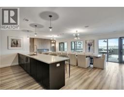 15 GLEBE Street UnitNo. 802 - 47