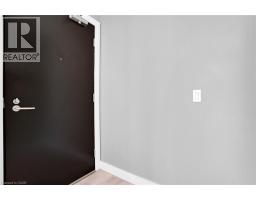 15 GLEBE Street UnitNo. 802 - 8