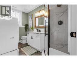 22 LORRAINE Avenue - 19