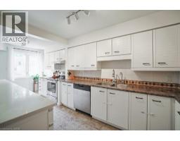 523 BEECHWOOD Drive UnitNo. 15 - 10