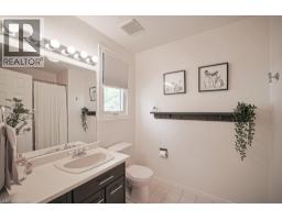 523 BEECHWOOD Drive UnitNo. 15 - 19