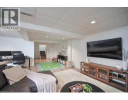 523 BEECHWOOD Drive UnitNo. 15 - 22