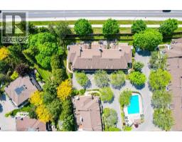 523 BEECHWOOD Drive UnitNo. 15 - 29