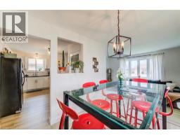 183 DINISON Crescent - 12