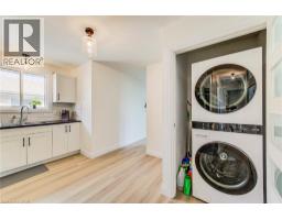 183 DINISON Crescent - 16