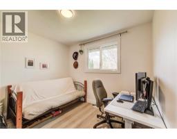 183 DINISON Crescent - 18