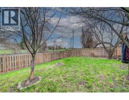 183 DINISON Crescent - 30