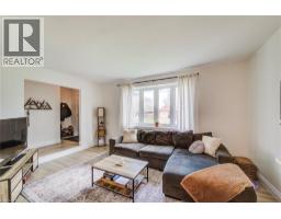 183 DINISON Crescent - 9