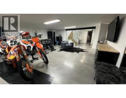 10118 JOHN Street - 15