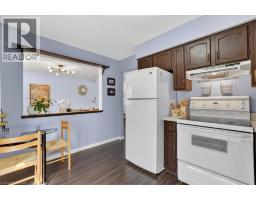 636 GRANGE Crescent - 19