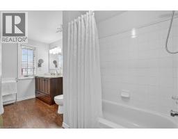 636 GRANGE Crescent - 33