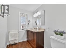 636 GRANGE Crescent - 34