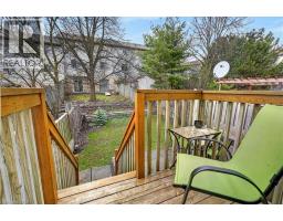 636 GRANGE Crescent - 39