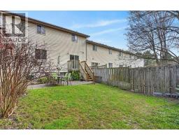 636 GRANGE Crescent - 40