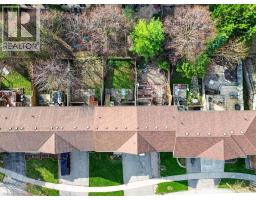 636 GRANGE Crescent - 47