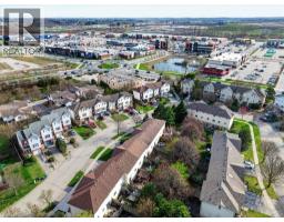 636 GRANGE Crescent - 50