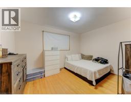 98 SHEA Crescent - 10