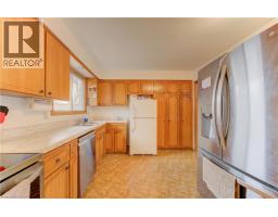 98 SHEA Crescent - 12